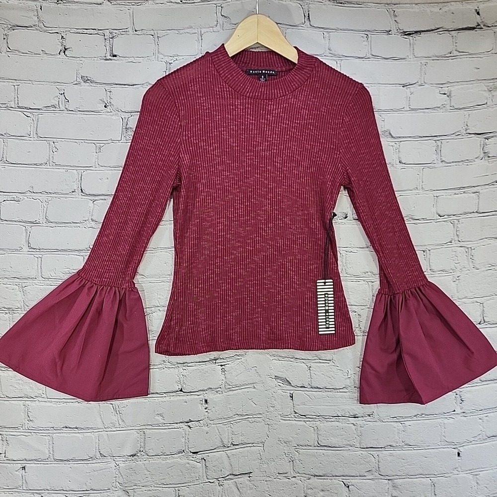 Haute Monde Top Womens Sz S Small Red Bell Sleeves New NWT